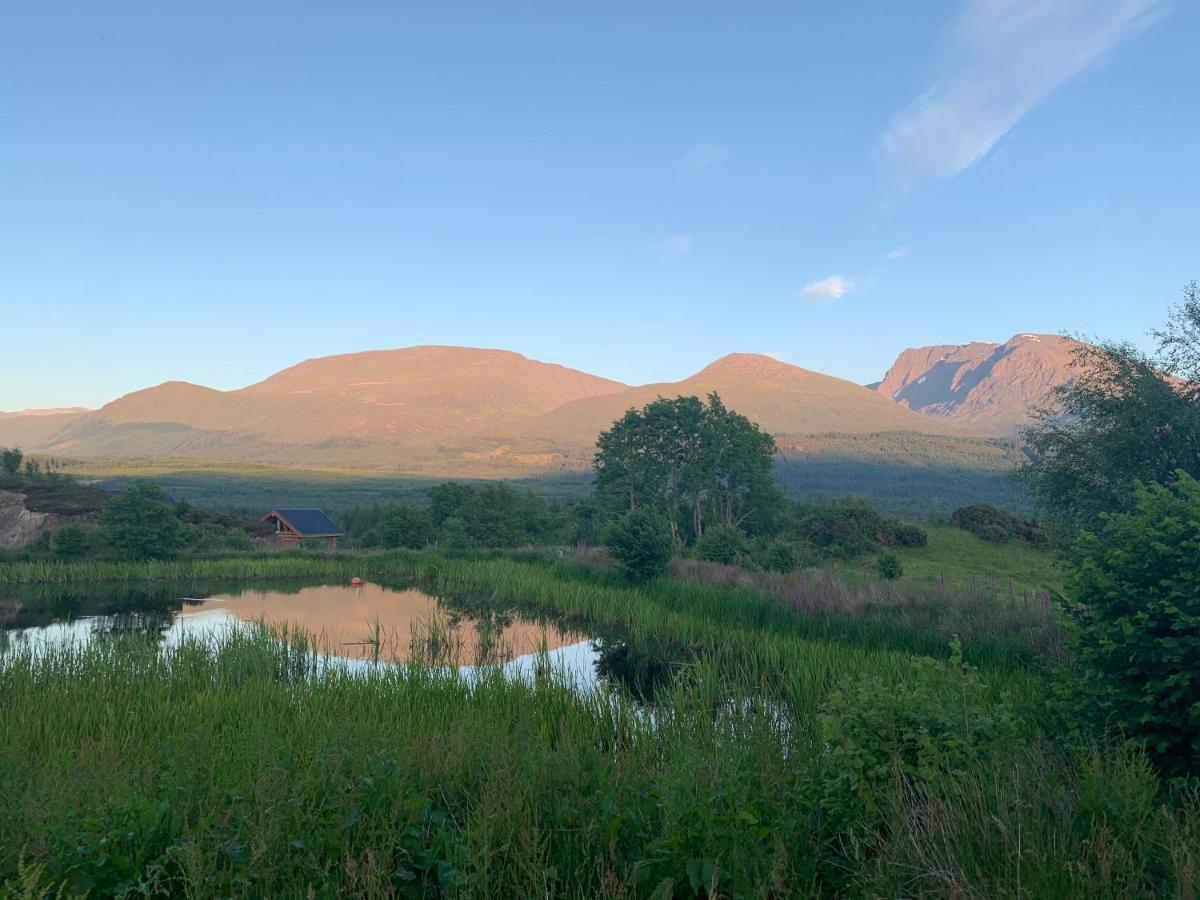 Wild Nurture Eco Luxury Offgrid Log Cabin Fort William Exterior foto