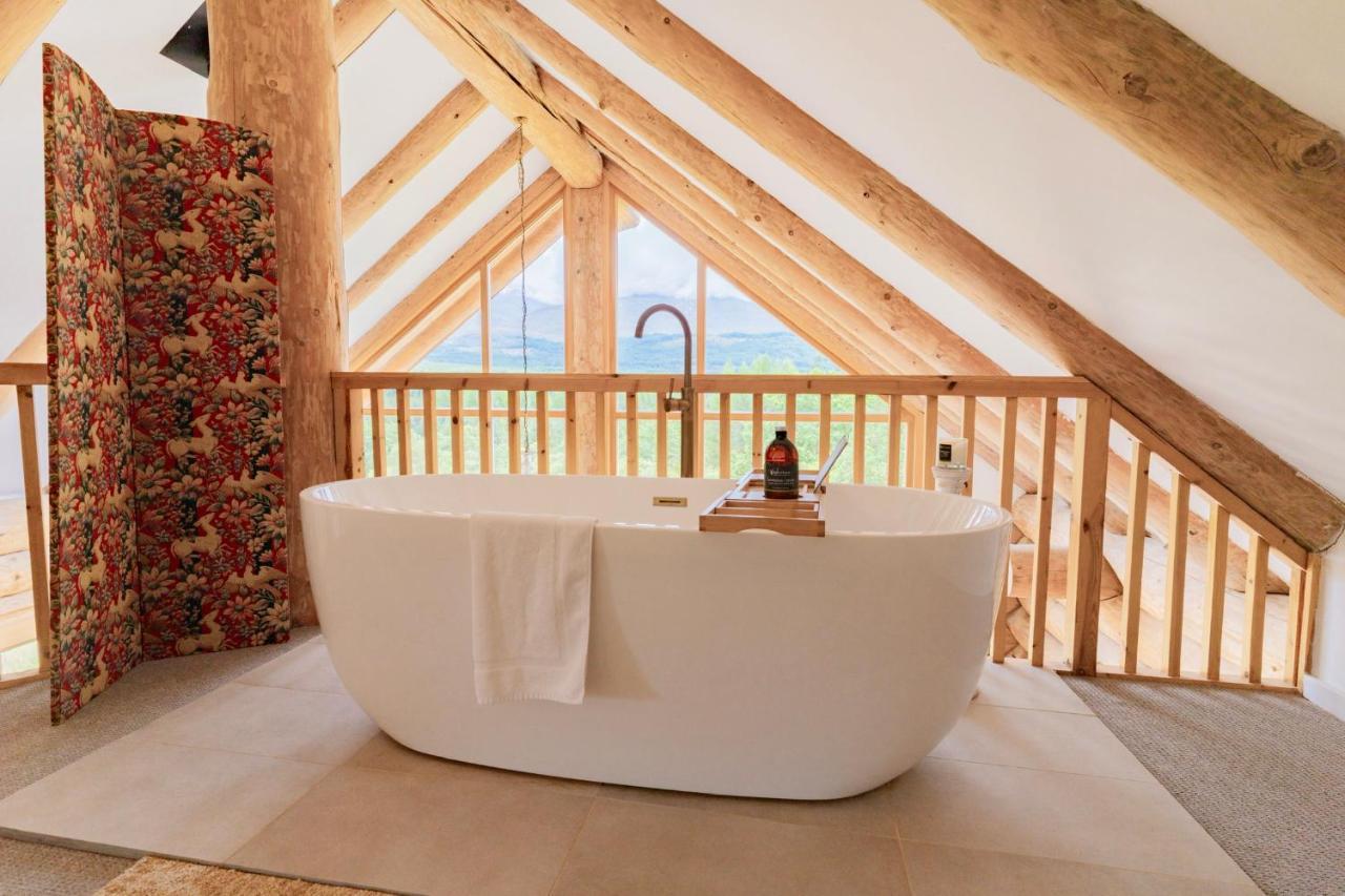 Wild Nurture Eco Luxury Offgrid Log Cabin Fort William Exterior foto